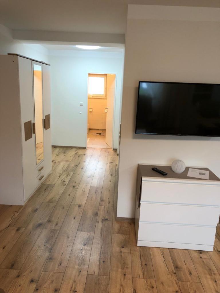 Haus Cornelia Apartment Айнрур Екстериор снимка