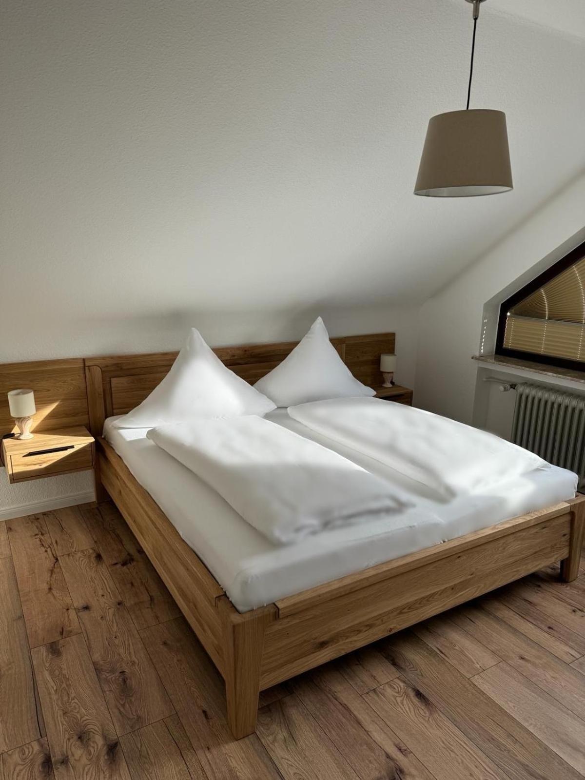 Haus Cornelia Apartment Айнрур Екстериор снимка