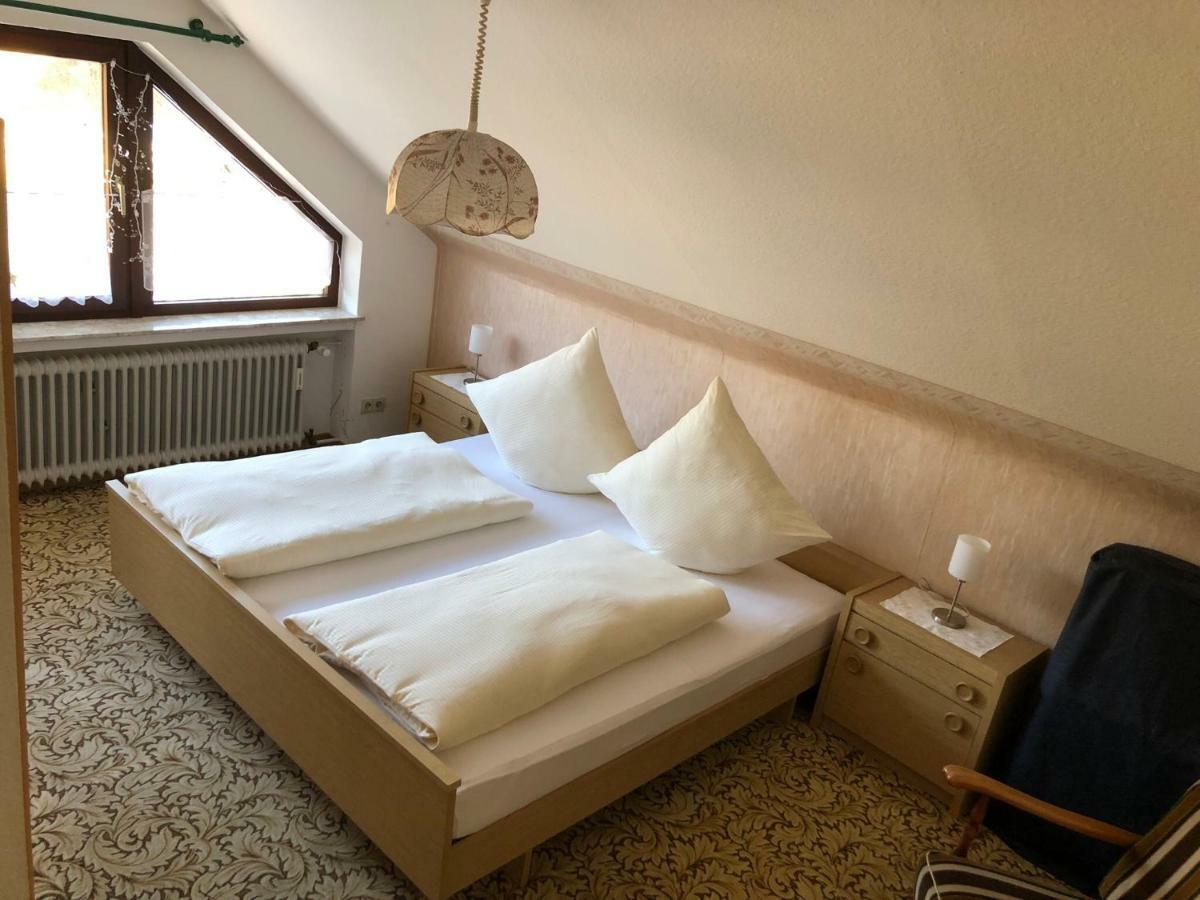 Haus Cornelia Apartment Айнрур Екстериор снимка
