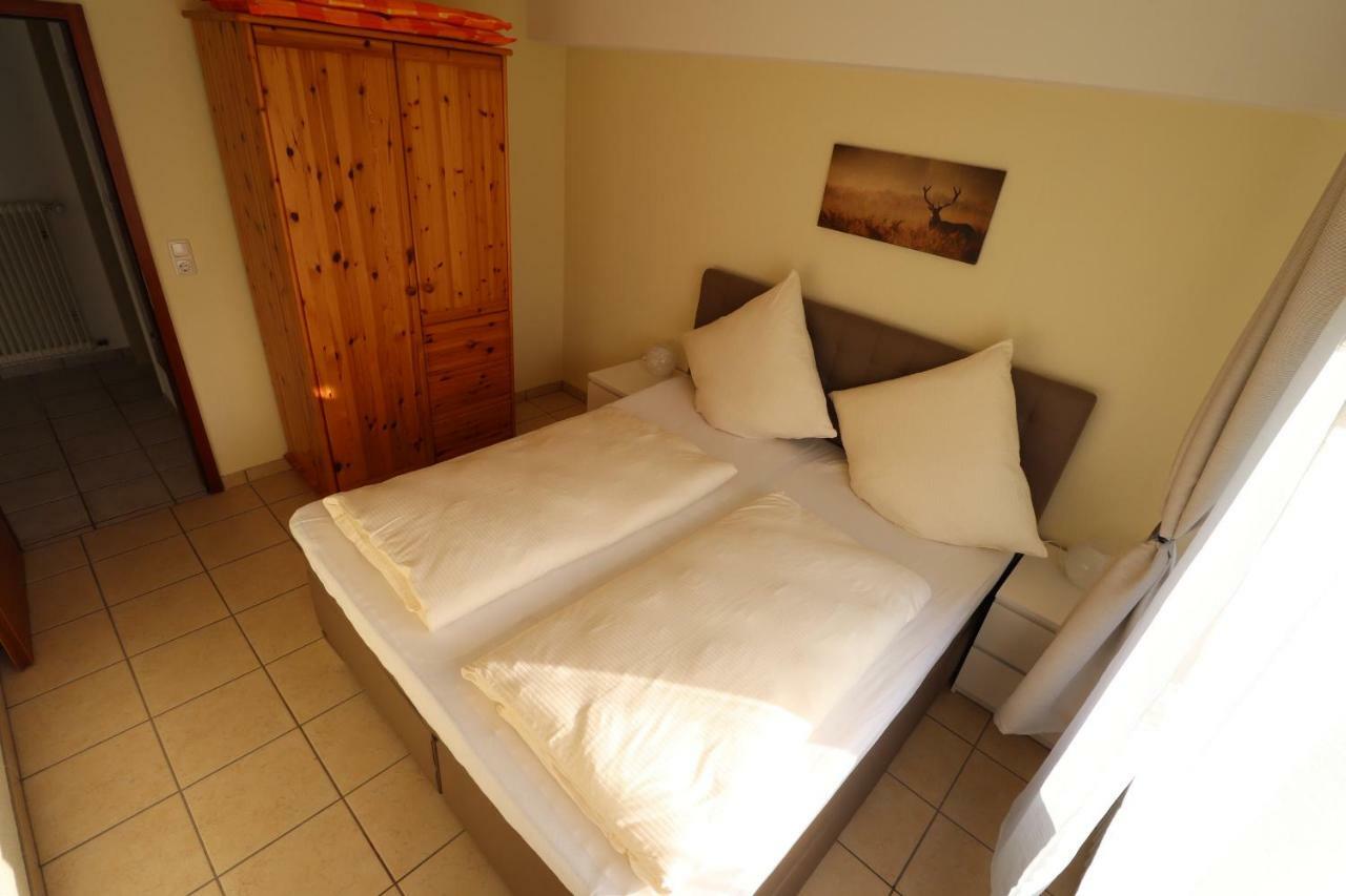 Haus Cornelia Apartment Айнрур Екстериор снимка